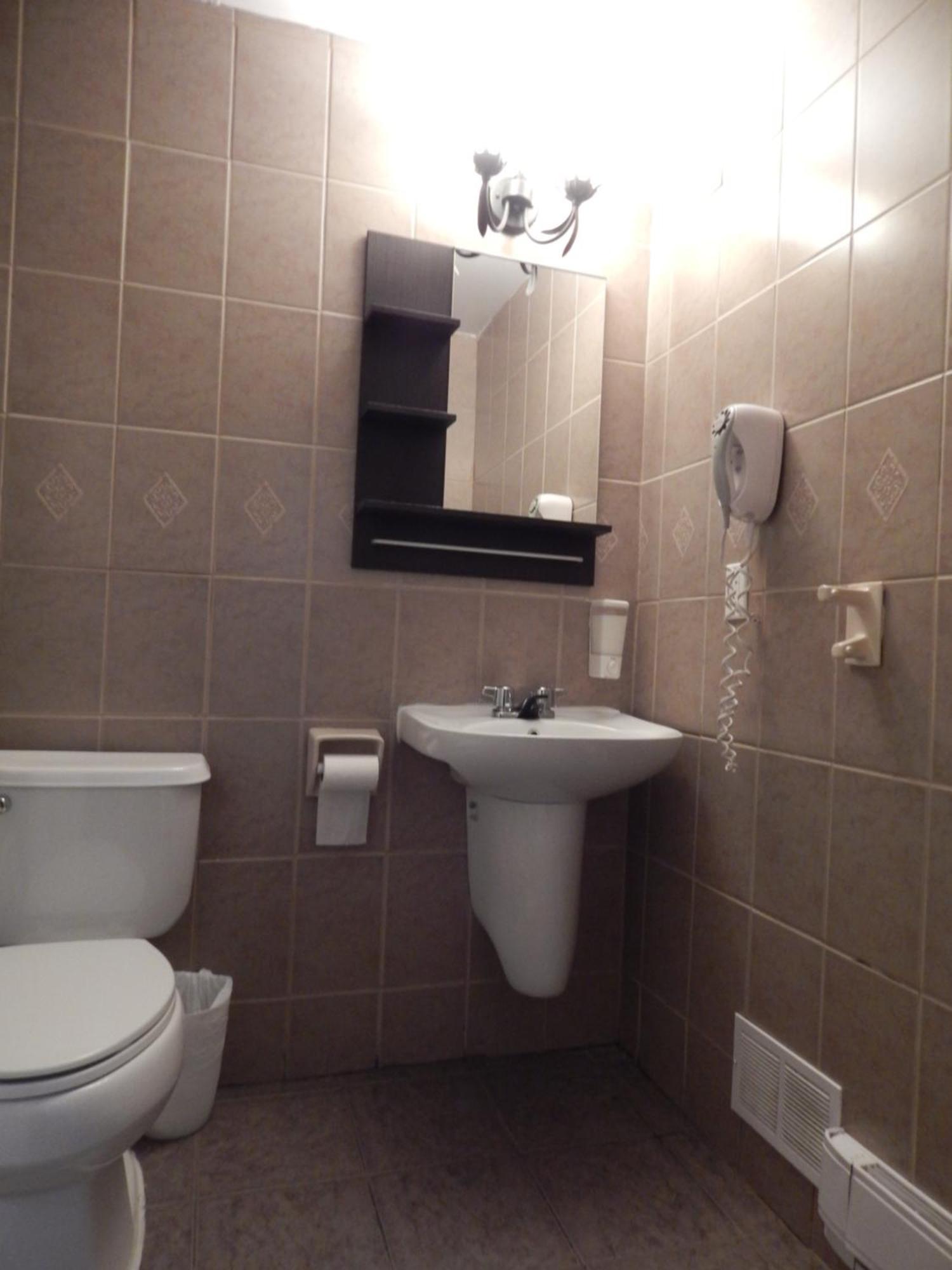 Nox Hostel Торонто Экстерьер фото