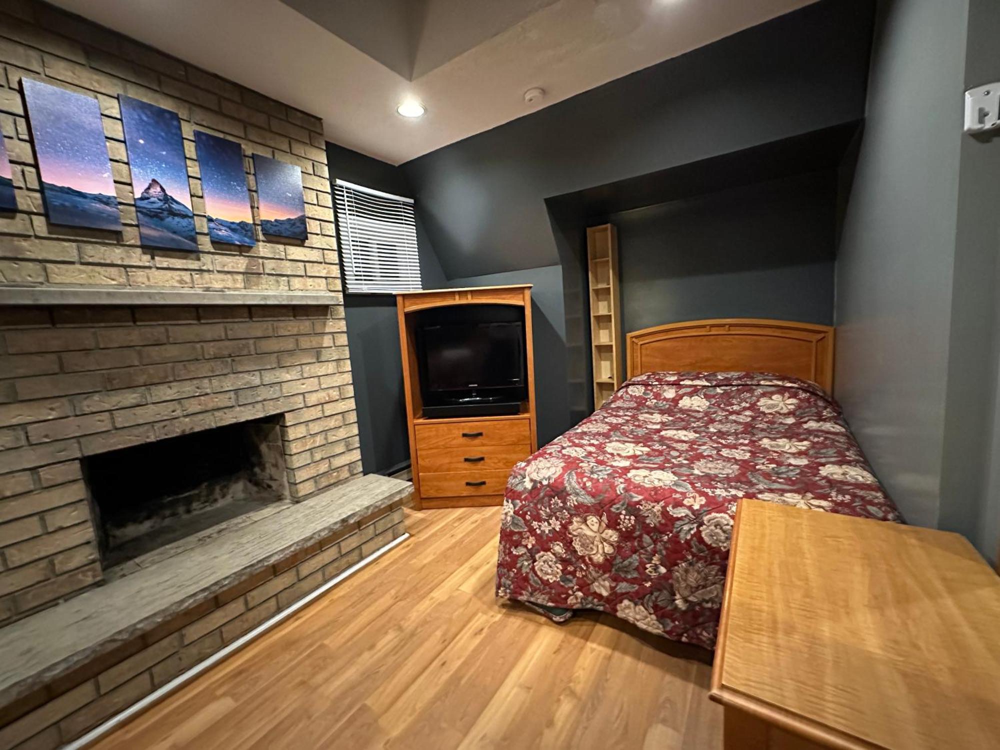 Nox Hostel Торонто Экстерьер фото