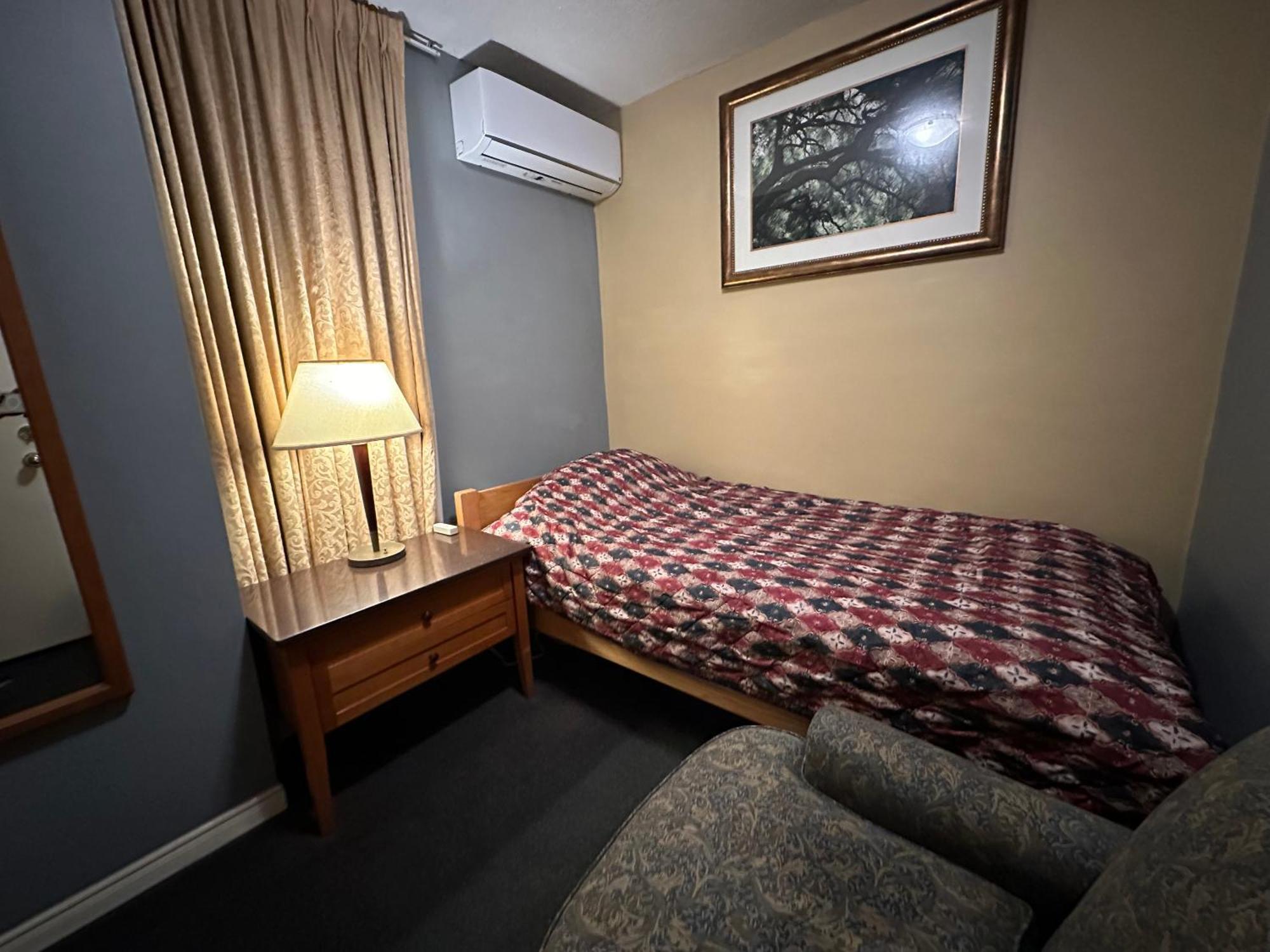 Nox Hostel Торонто Экстерьер фото